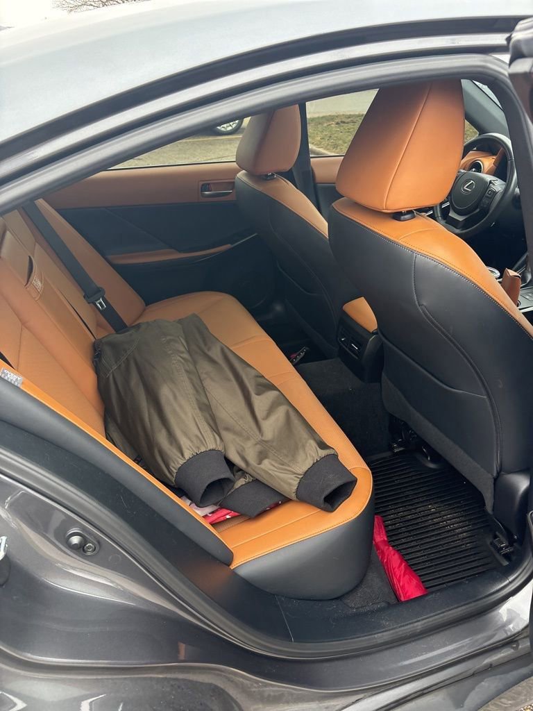 Used 2022 Lexus IS 300 AWD w/ Comfort Package image 7