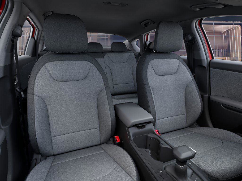 New 2025 Kia K4 LXS image 15