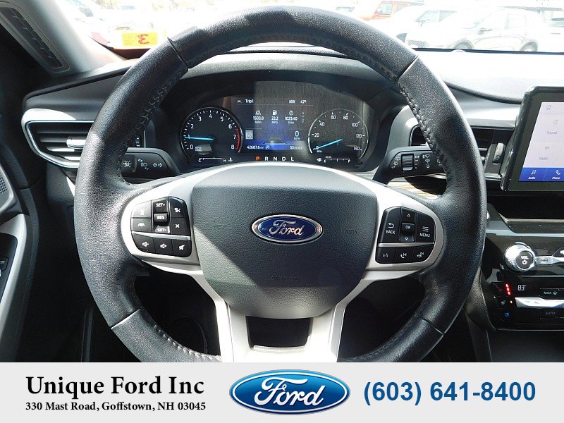 Used 2021 Ford Explorer Limited w/ Equipment Group 301A AWD/4WD image 17