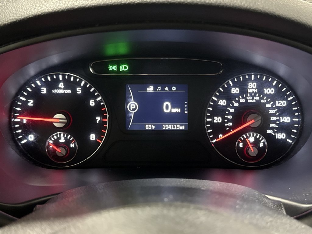 Used 2017 Kia Sorento AWD image 12