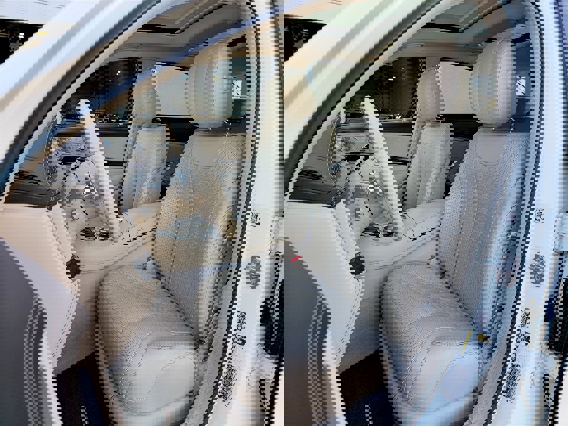 Used 2019 Mercedes-Benz S 560 Sedan image 15