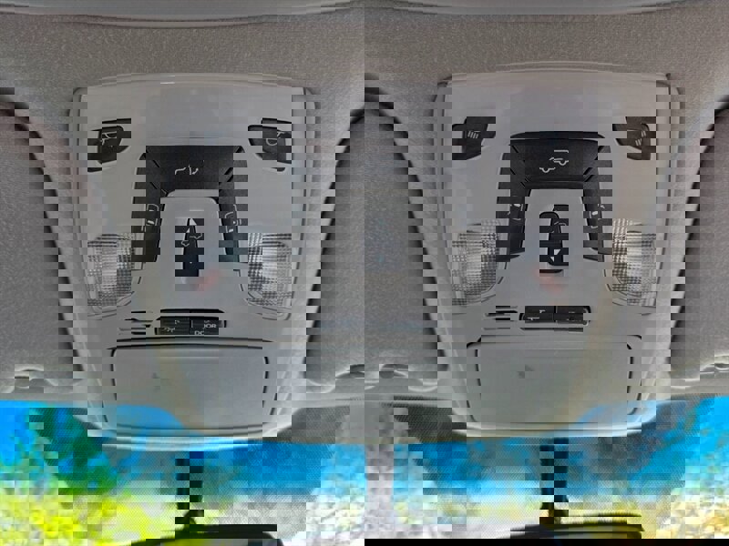 Used 2014 Toyota Sienna XLE image 55