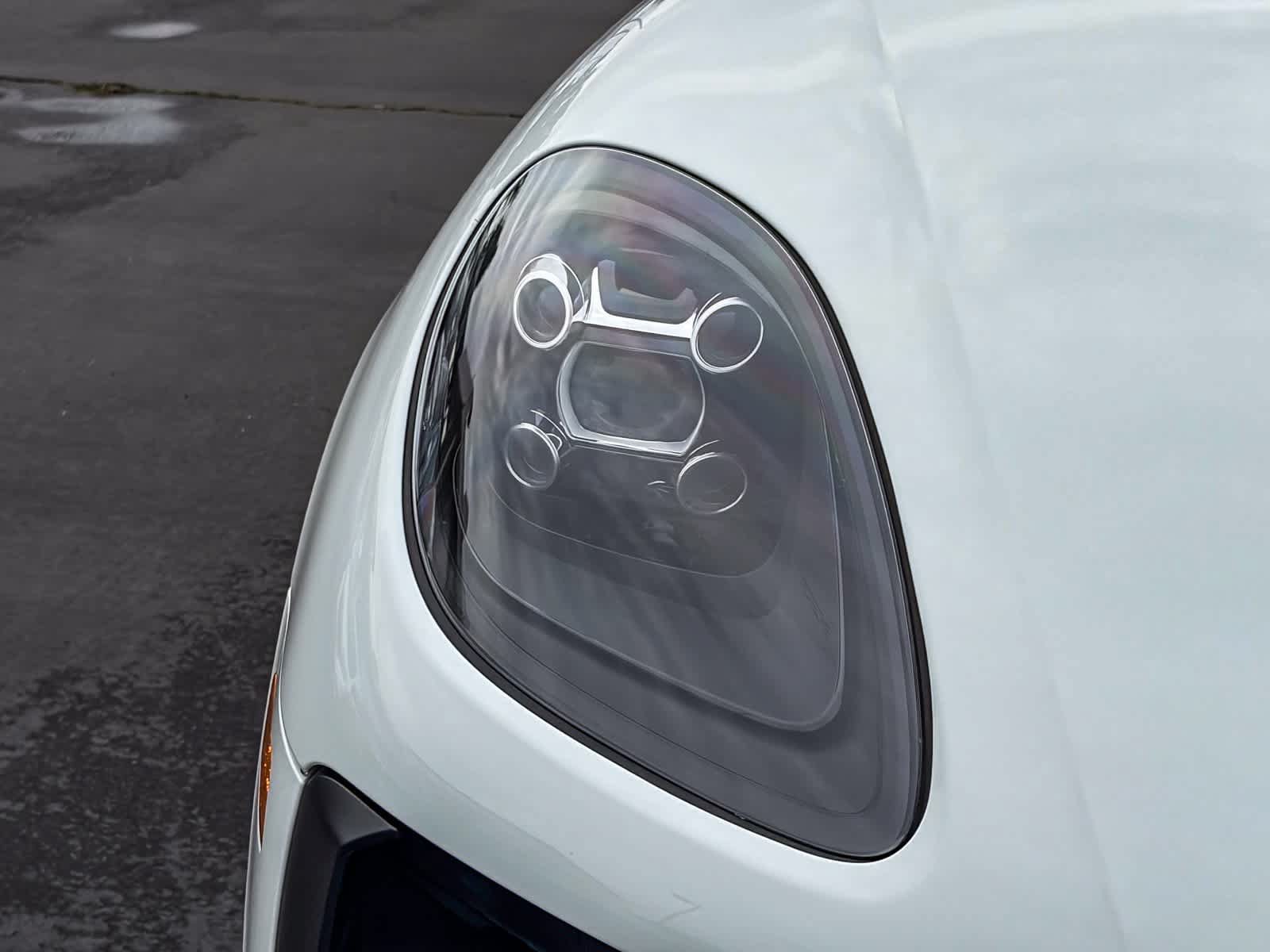 Used 2019 Porsche Macan AWD/4WD image 7