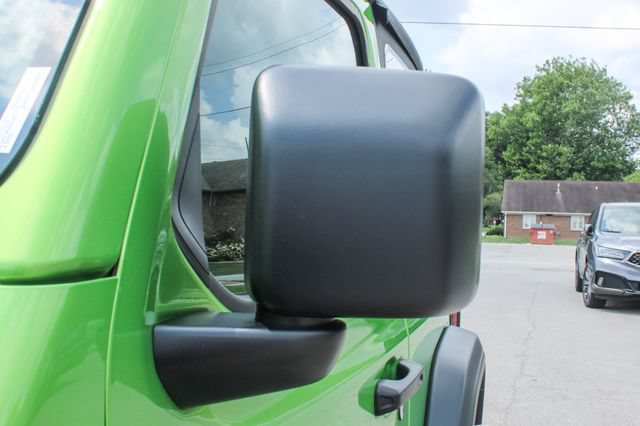 Used 2025 Jeep Wrangler Sport AWD/4WD image 7