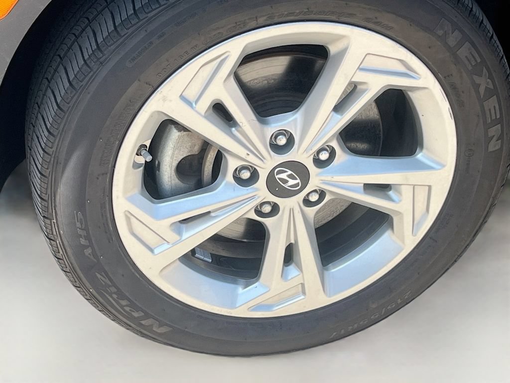 Used 2023 Hyundai Kona SEL w/ Cargo Package AWD/4WD image 29
