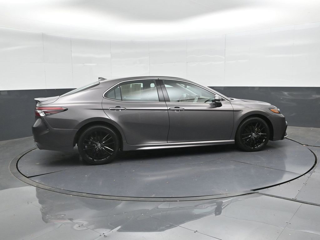 Used 2024 Toyota Camry XSE image 3