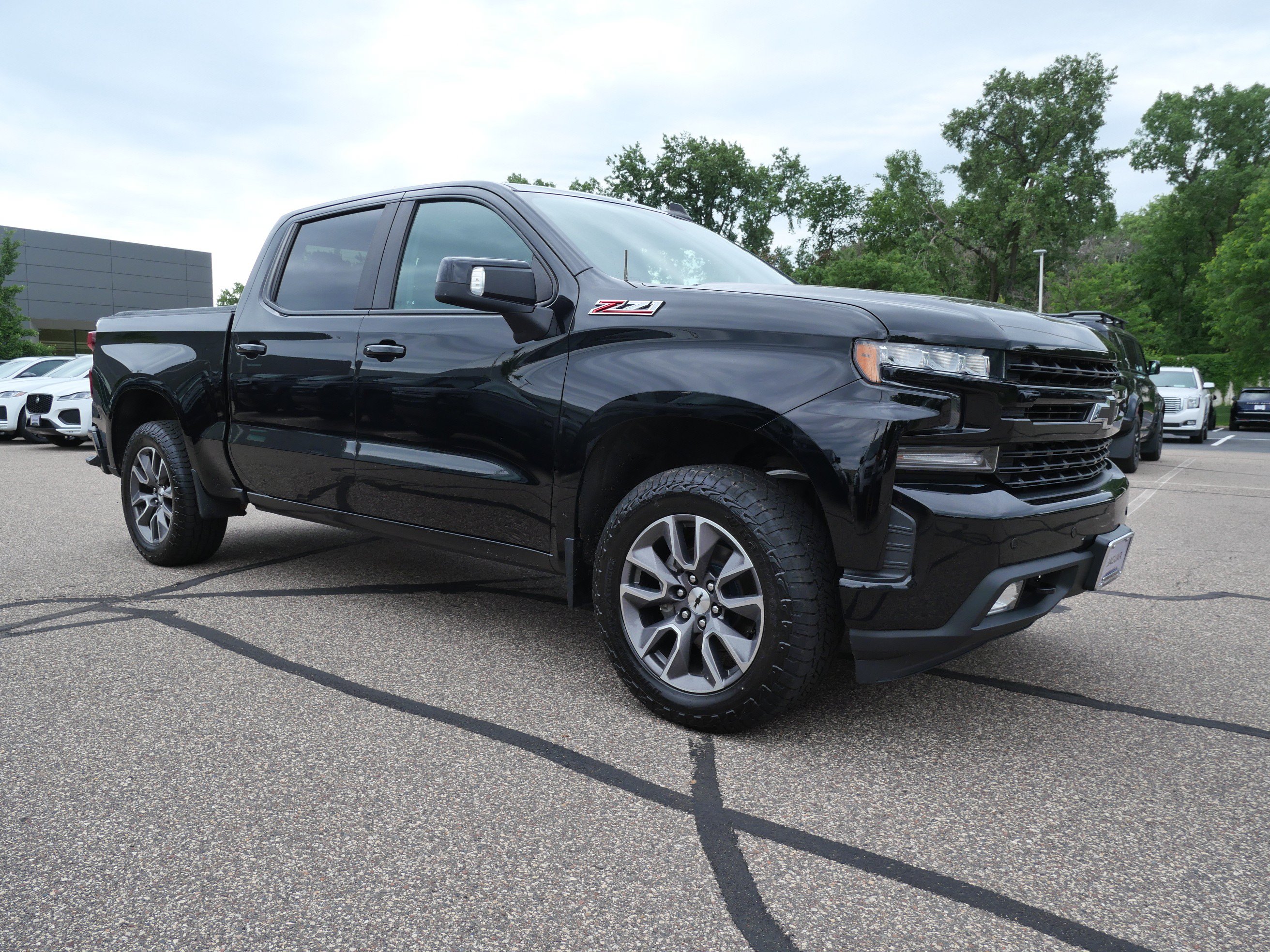 Used 2019 Chevrolet Silverado 1500 RST AWD/4WD image 7