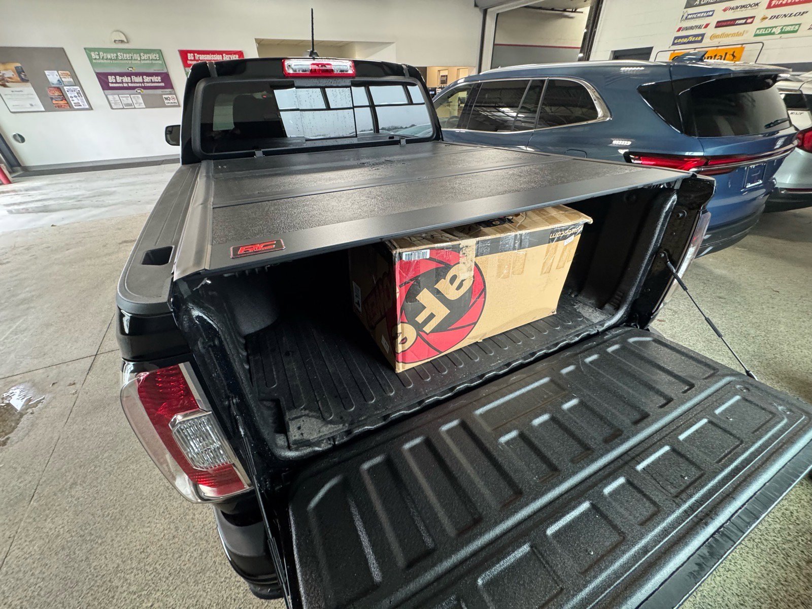 Used 2022 GMC Canyon Elevation w/ Trailering Package image 8