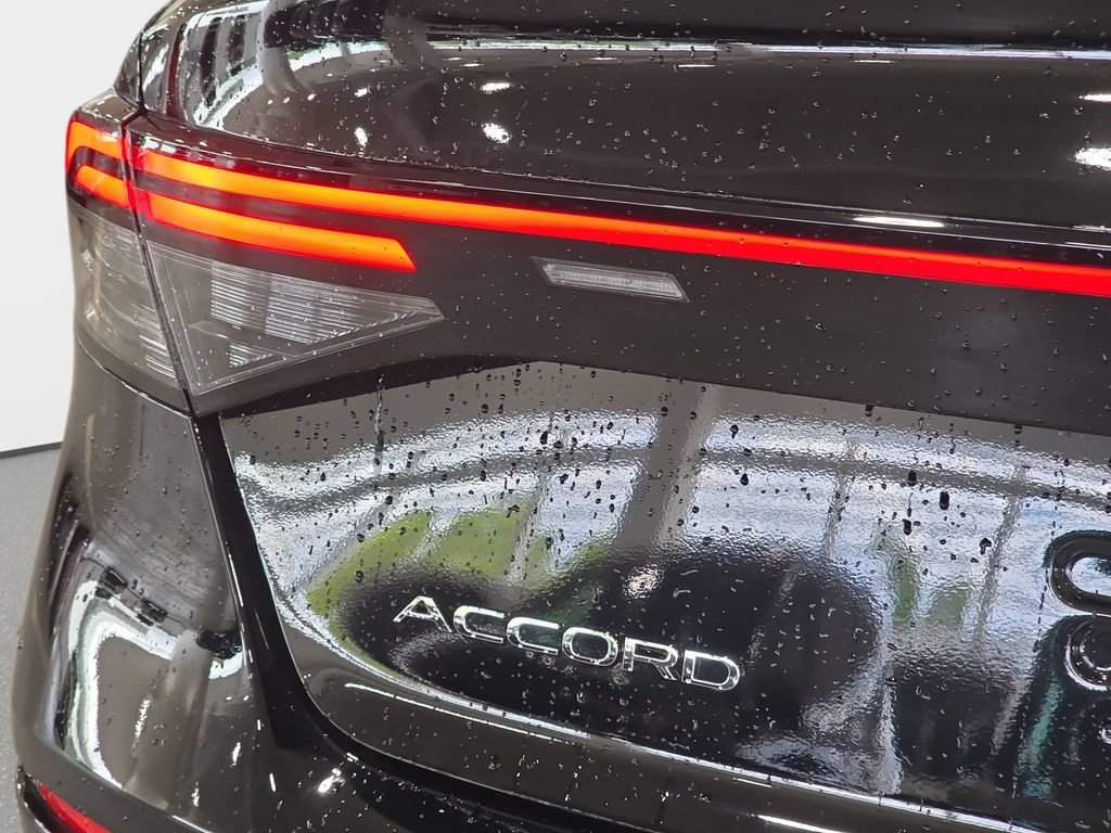 Used 2025 Honda Accord Sport image 26