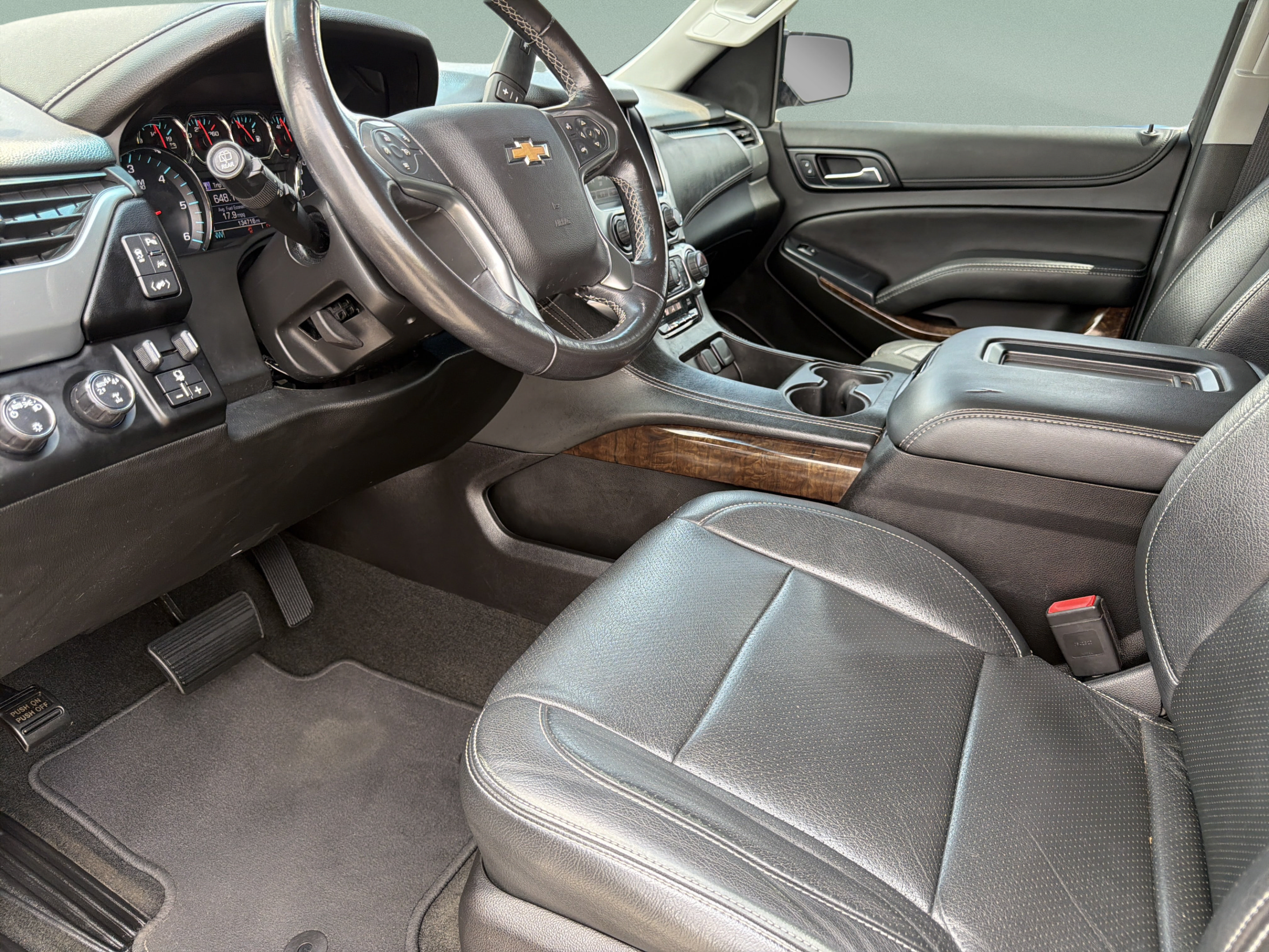 Used 2018 Chevrolet Tahoe LS w/ All-Season Package AWD/4WD image 27
