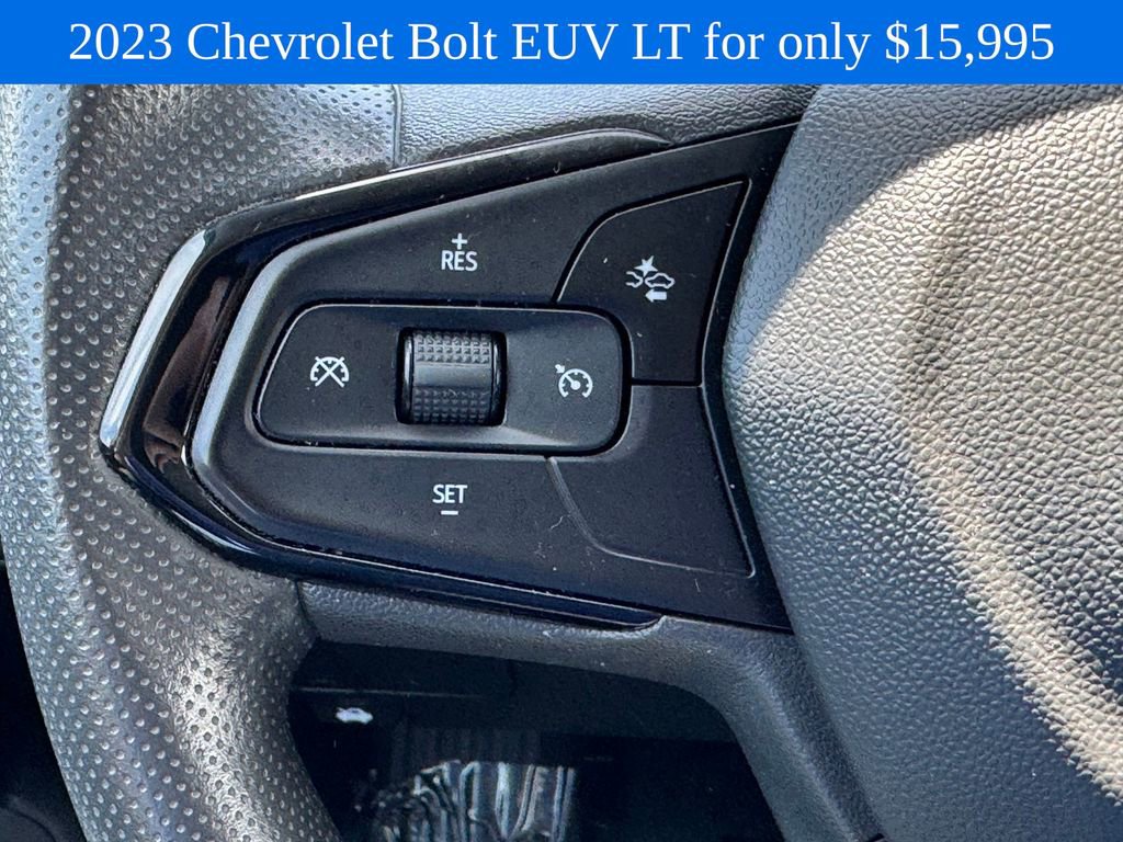 Used 2023 Chevrolet Bolt EUV LT FWD image 20