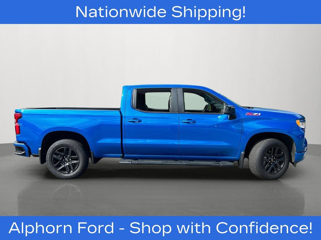 Used 2023 Chevrolet Silverado 1500 RST AWD/4WD image 2