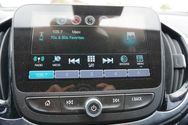 Used 2017 Chevrolet Volt Premier w/ Driver Confidence II Package FWD image 16
