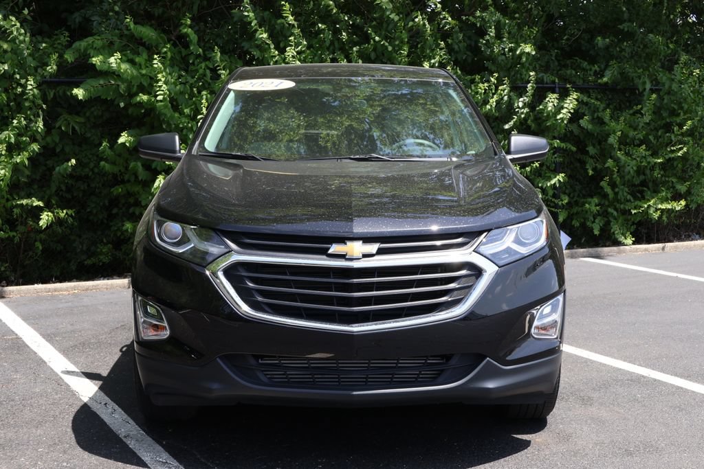 Certified 2021 Chevrolet Equinox LS w/ LS Convenience Package AWD/4WD image 2
