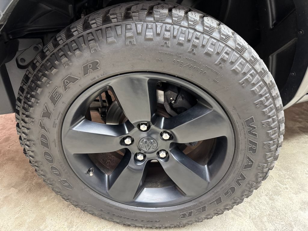 Used 2020 RAM 1500 Warlock AWD/4WD image 31