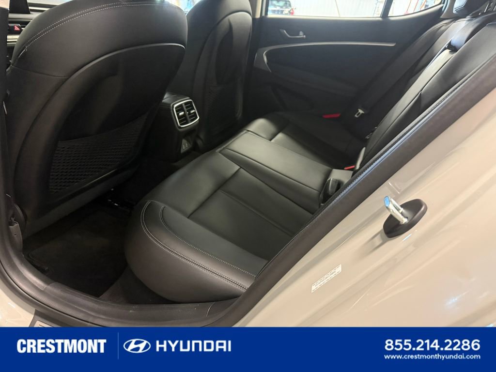 Used 2024 Genesis G70 2.5T AWD/4WD image 20