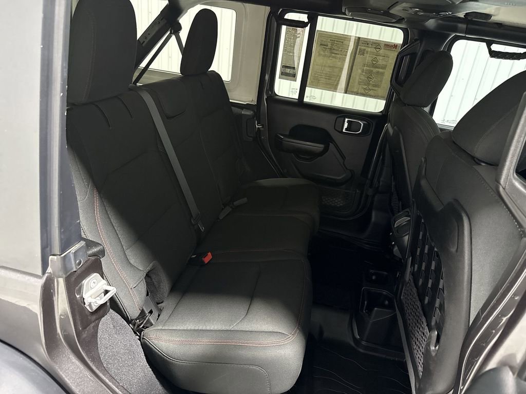 Used 2021 Jeep Wrangler Unlimited Rubicon image 28
