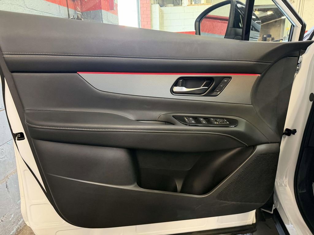 Used 2026 Nissan Murano SL w/ Comfort Package AWD/4WD image 5