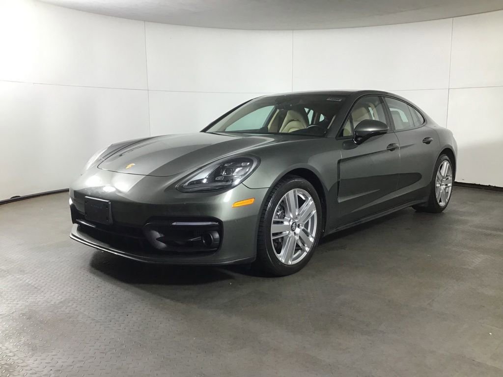 Certified 2022 Porsche Panamera 4 AWD/4WD image 1