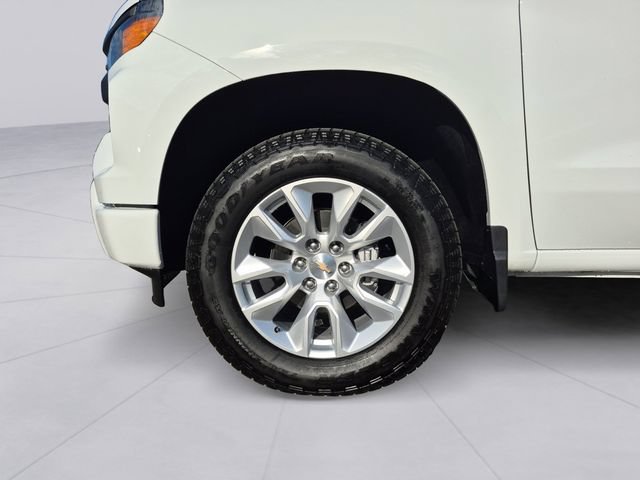 Certified 2026 Chevrolet Silverado 1500 Custom AWD/4WD image 9