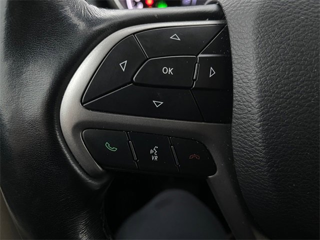 Used 2020 Jeep Grand Cherokee Limited image 19