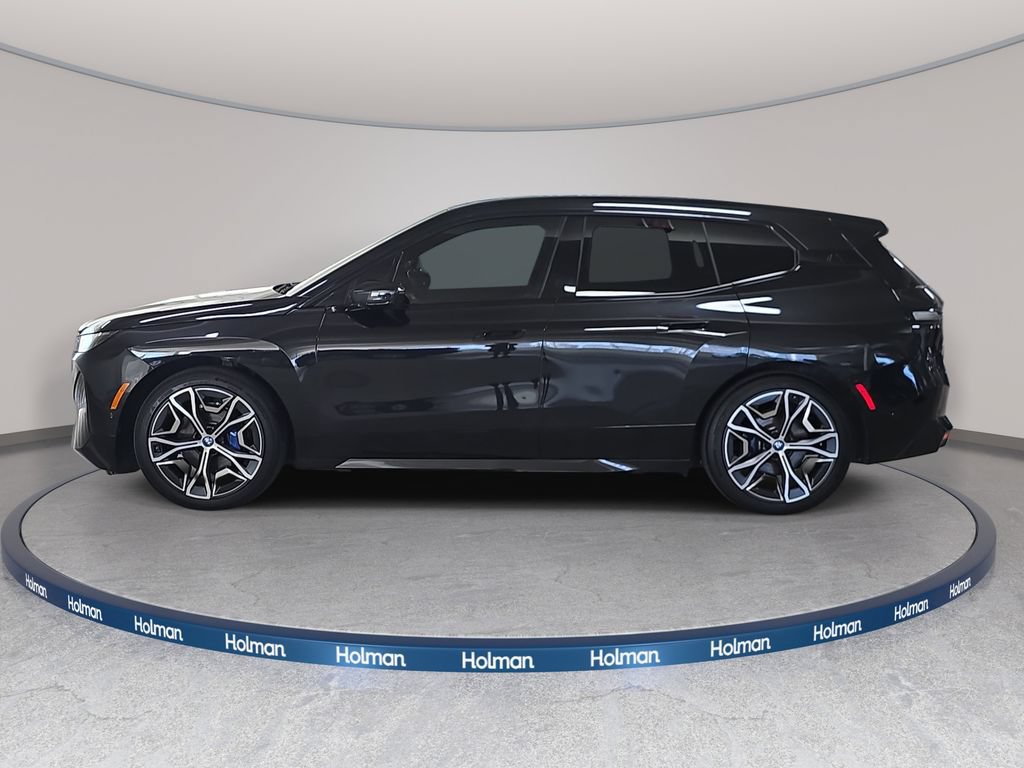 Used 2023 BMW iX xDrive50 w/ Ultimate Package 2 AWD/4WD image 11