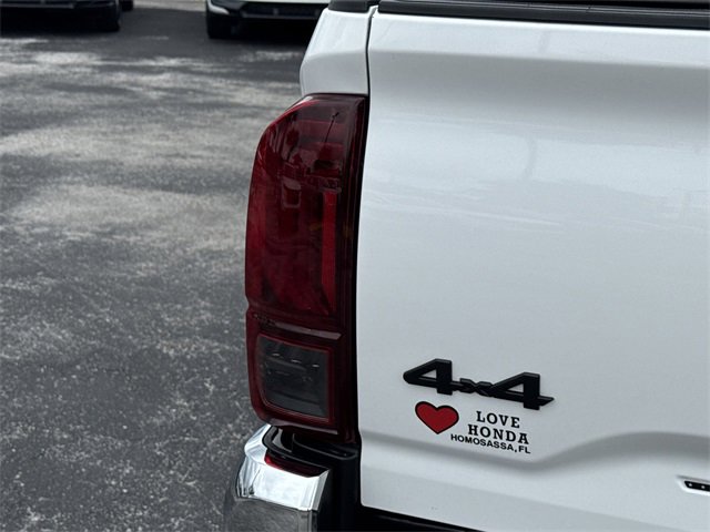 Used 2022 Toyota Tacoma SR5 image 18