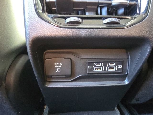 Used 2023 Jeep Grand Cherokee Laredo w/ Luxury Tech Group I image 12