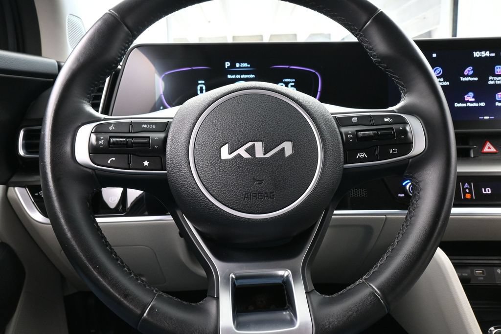 Used 2024 Kia Sportage EX FWD image 28