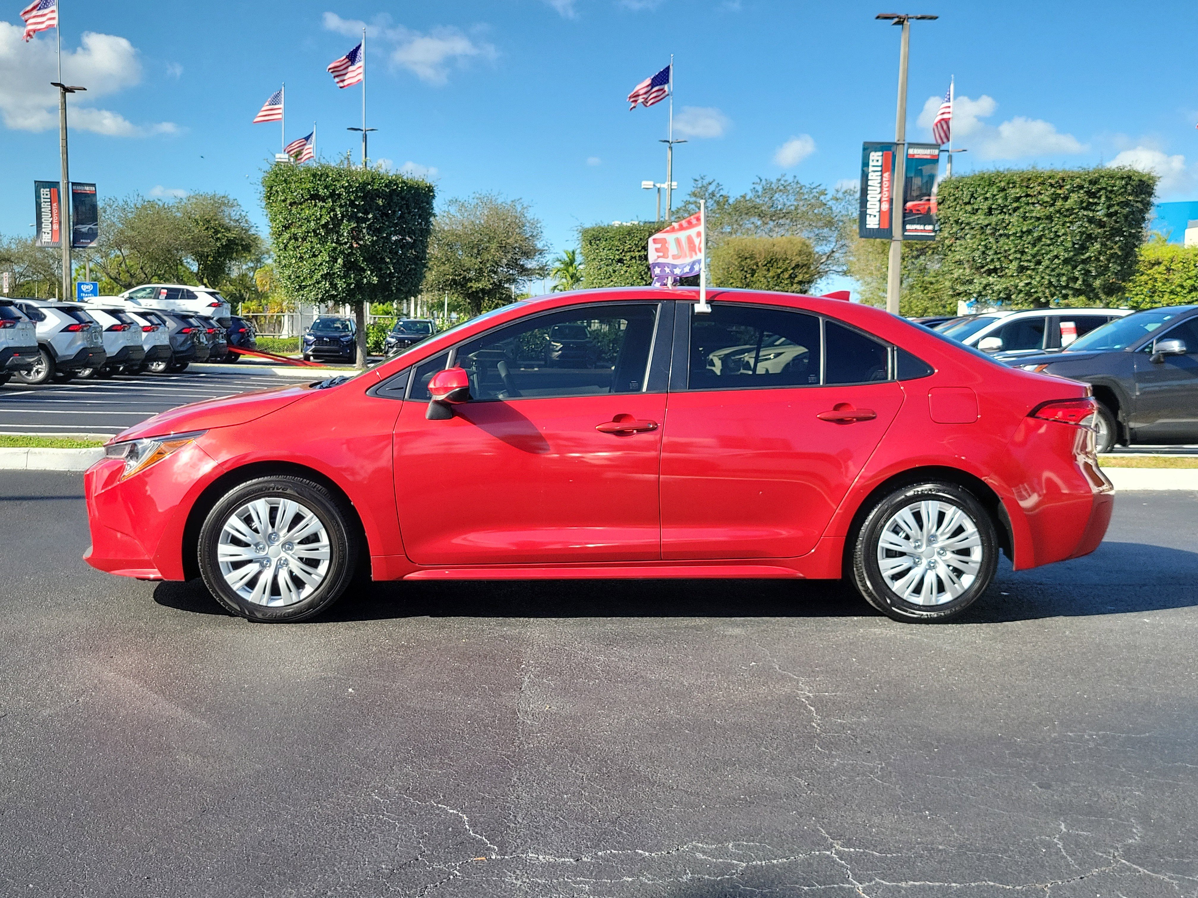 Used 2020 Toyota Corolla LE image 7