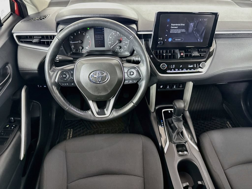 Used 2024 Toyota Corolla Cross LE AWD/4WD image 24