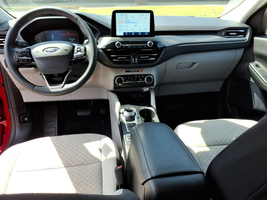 Certified 2023 Ford Escape Active AWD/4WD image 12