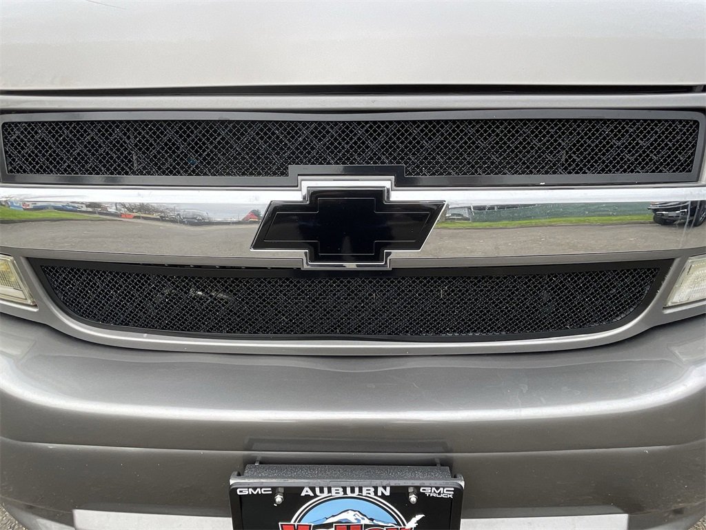 Used 2024 Chevrolet Express 2500 Extended w/ Driver Convenience Package image 28