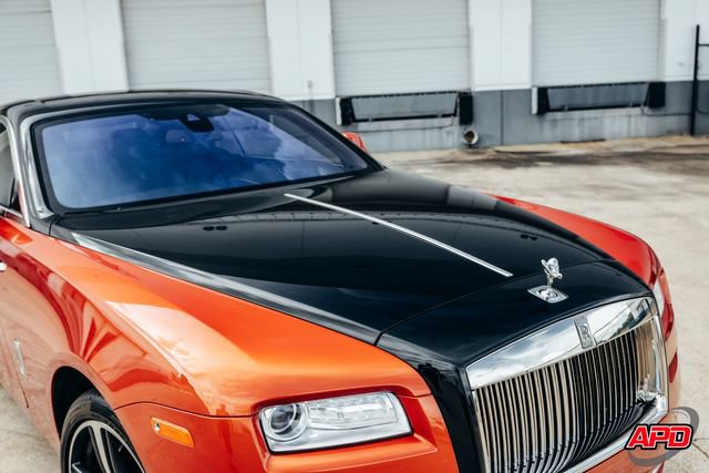 Used 2015 Rolls-Royce Wraith RWD image 30