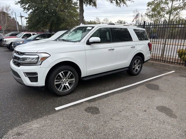 Used 2024 Ford Expedition Limited image 2