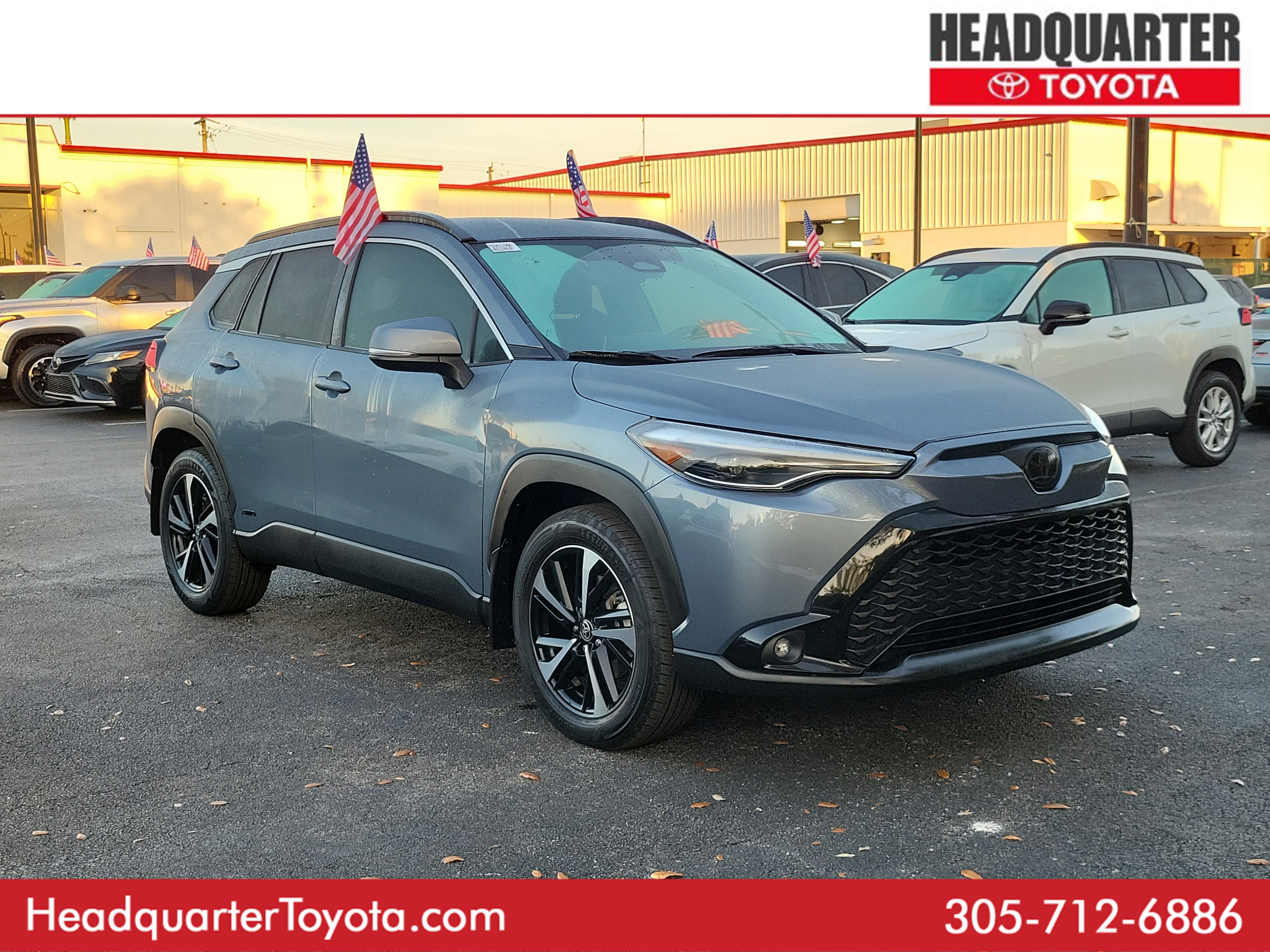 Used 2024 Toyota Corolla Cross SE video 1