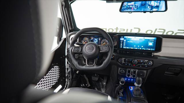 Used 2025 Jeep Gladiator Sport image 42