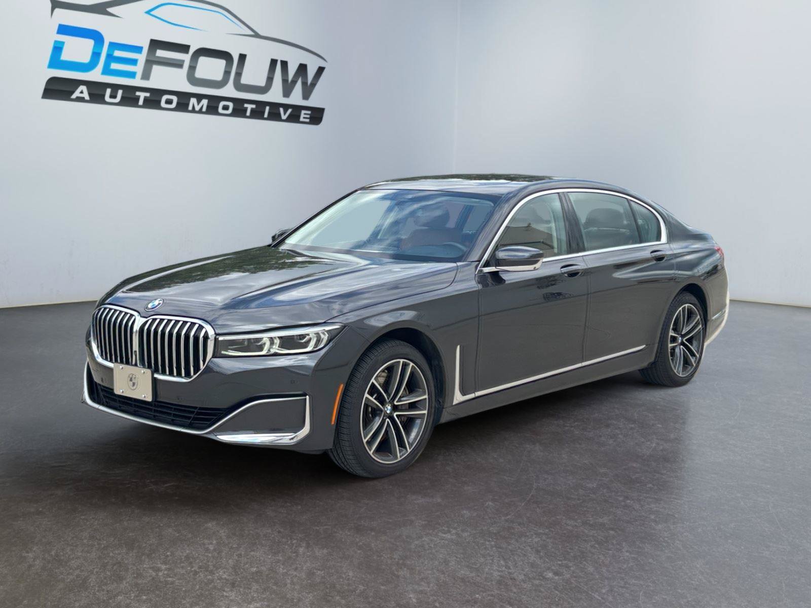 Used 2022 BMW 750Li xDrive AWD/4WD image 7