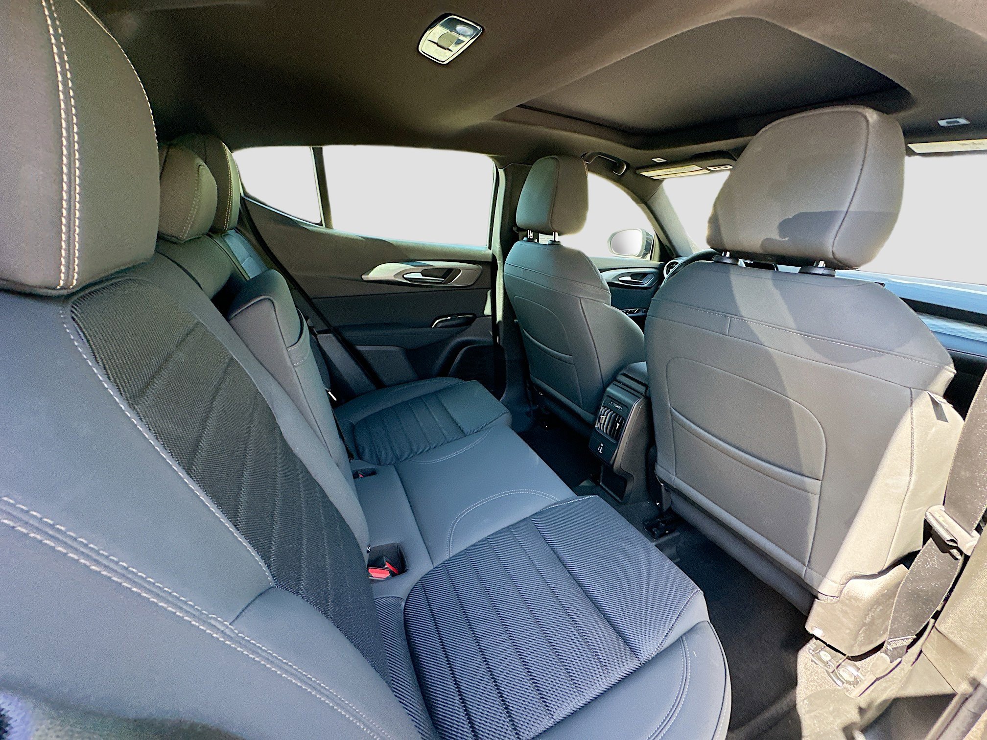 Used 2024 Alfa Romeo Tonale Ti image 32