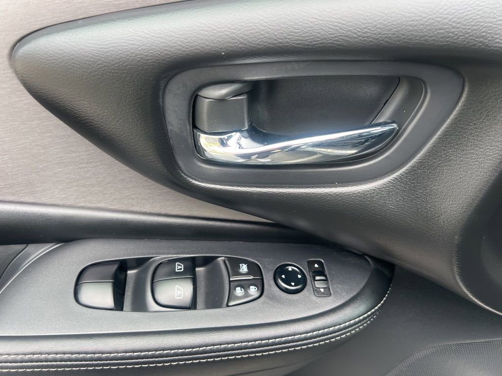 Used 2024 Nissan Murano SV w/ SV Midnight Edition Package image 24