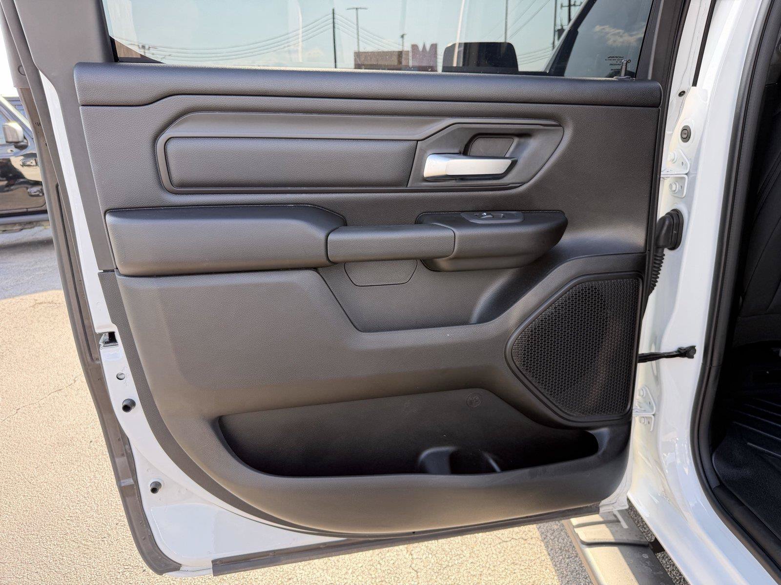 Used 2026 RAM 1500 Express RWD image 17