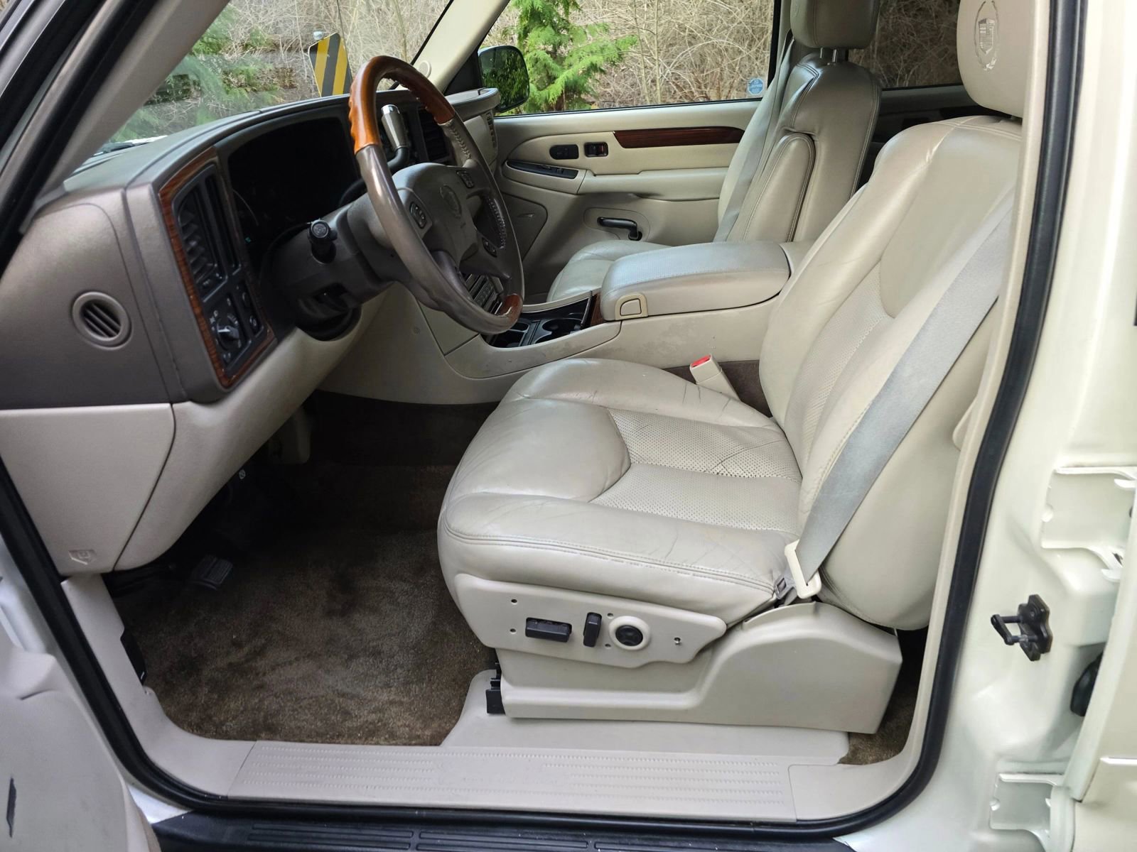 Used 2003 Cadillac Escalade EXT Sport Utility Pickup 4D 5 1/4 image 21