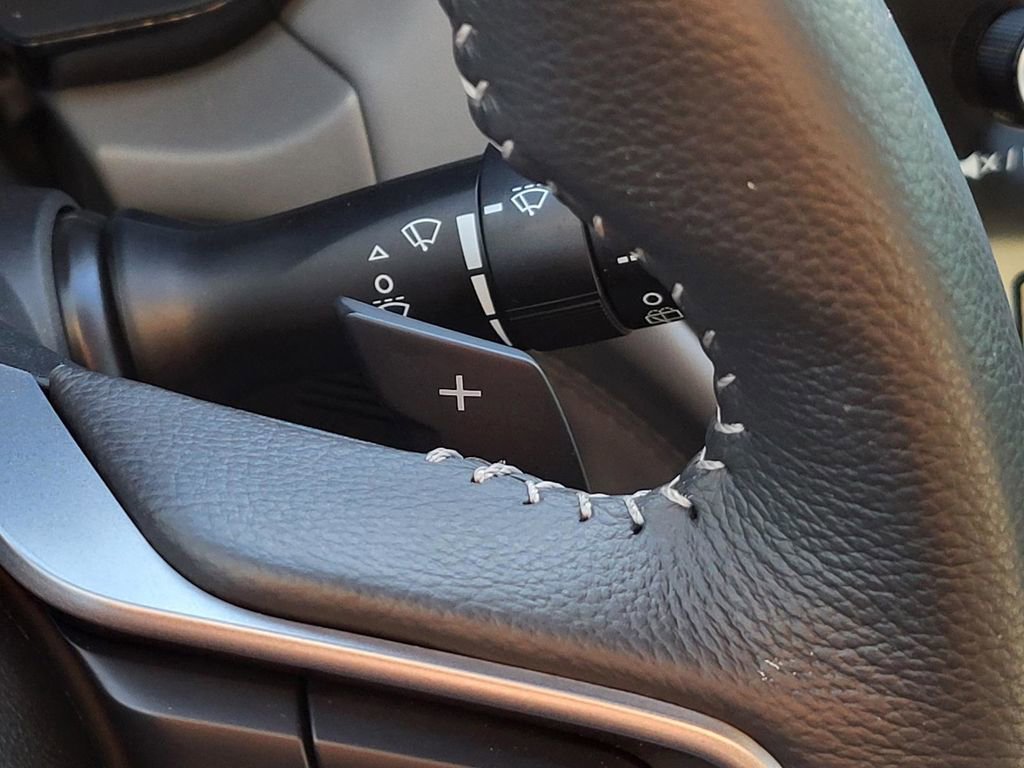 Certified 2025 Subaru Outback Premium image 30