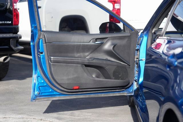 Used 2020 Toyota Camry SE image 30