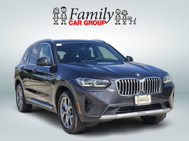 Used 2023 BMW X3 xDrive30i w/ Convenience Package AWD/4WD image 2