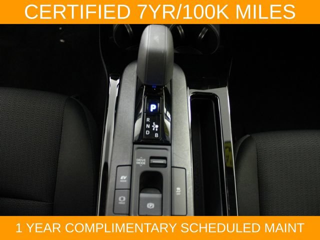 Used 2025 Toyota Prius LE FWD image 26