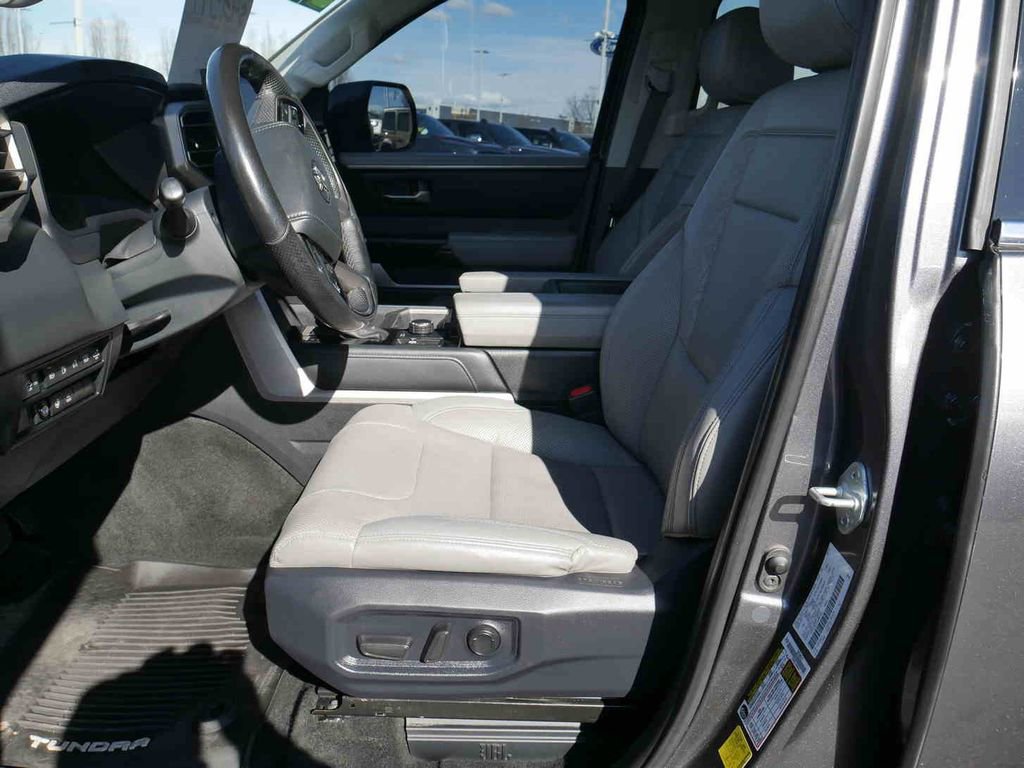 Used 2022 Toyota Tundra Limited image 27