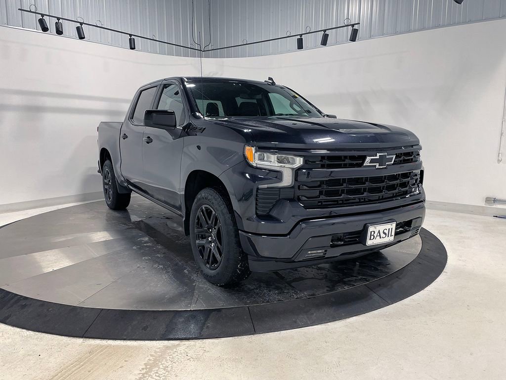 Used 2023 Chevrolet Silverado 1500 RST w/ Z71 Off-Road Package image 10