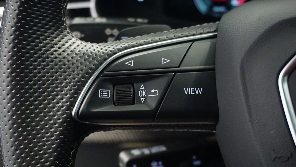 Used 2022 Audi SQ8 Premium Plus image 30