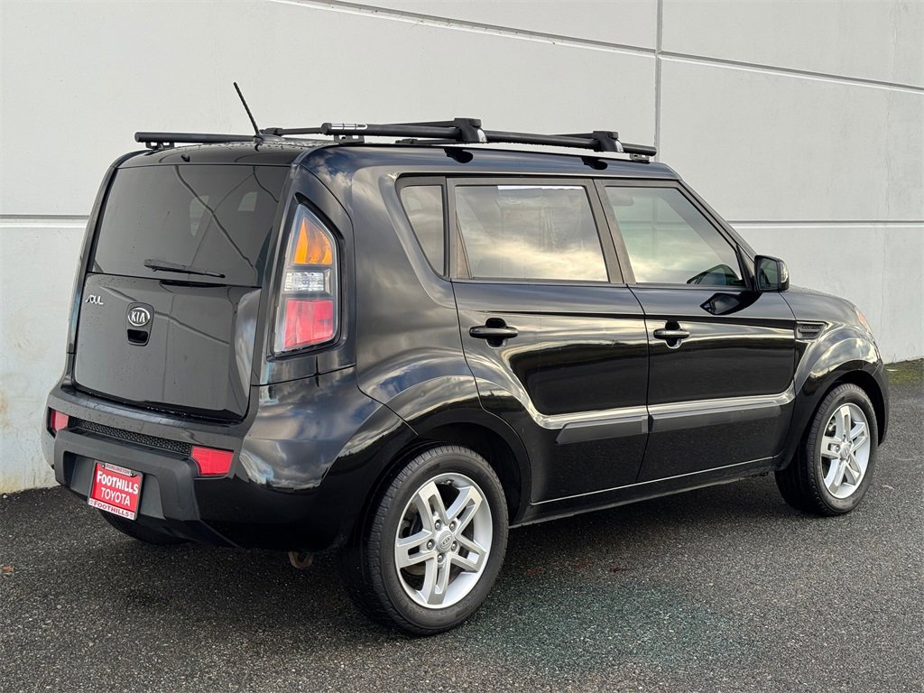 Used 2011 Kia Soul + w/ Audio Pkg image 7